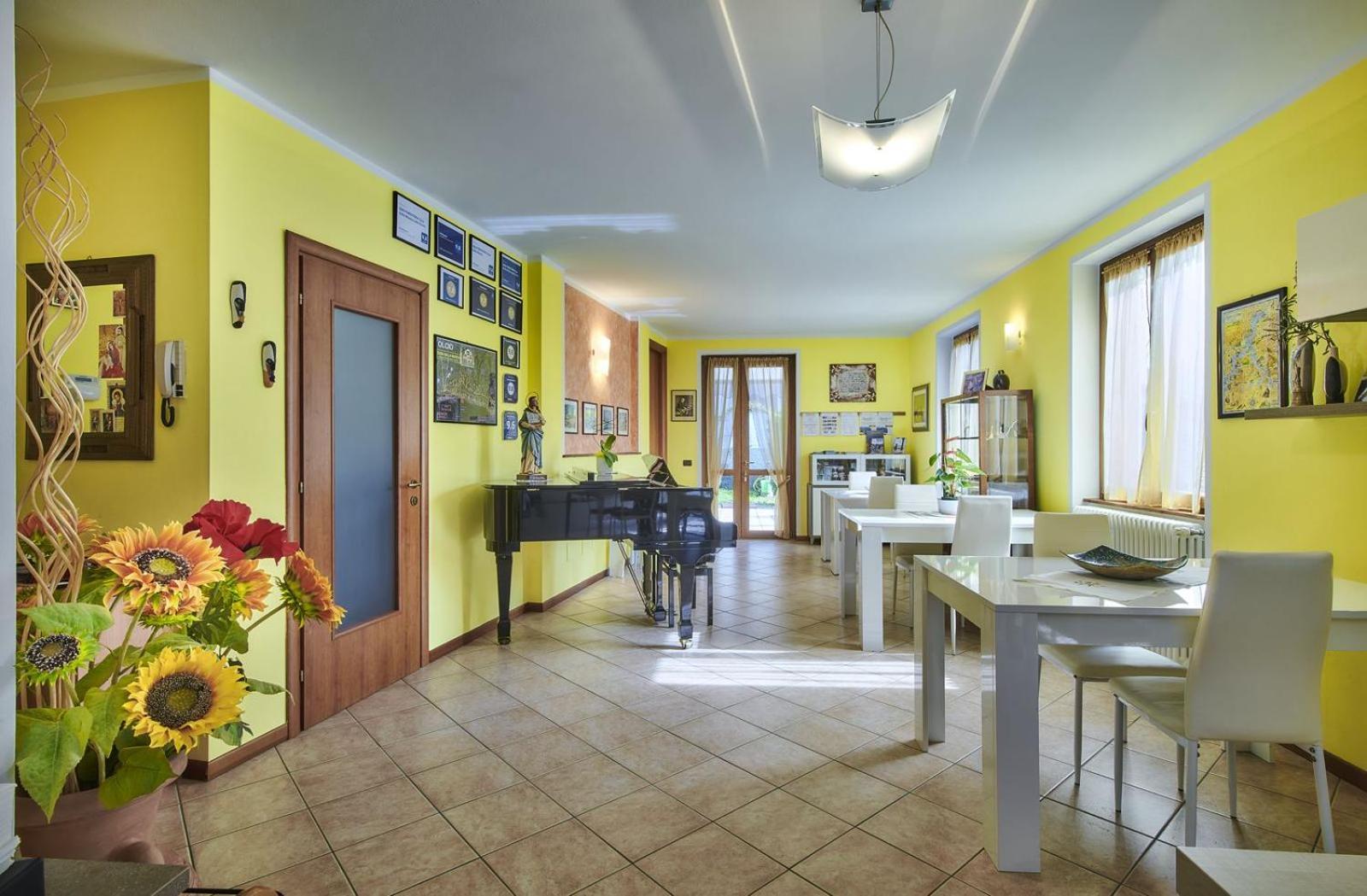 מנדלו דל לאריו B&B-Foresteria Casa Della Musica Lake Como מראה חיצוני תמונה