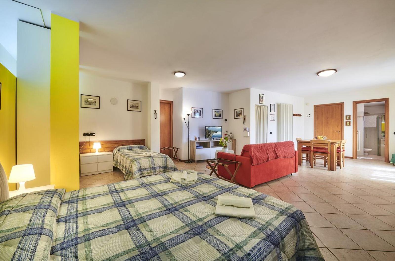 מנדלו דל לאריו B&B-Foresteria Casa Della Musica Lake Como חדר תמונה