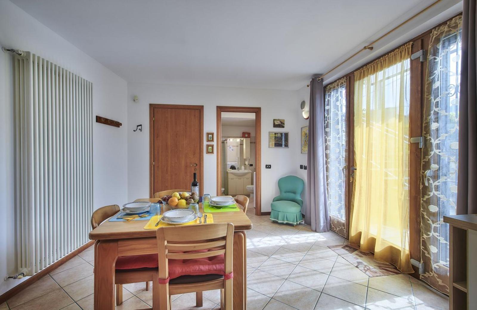 מנדלו דל לאריו B&B-Foresteria Casa Della Musica Lake Como חדר תמונה