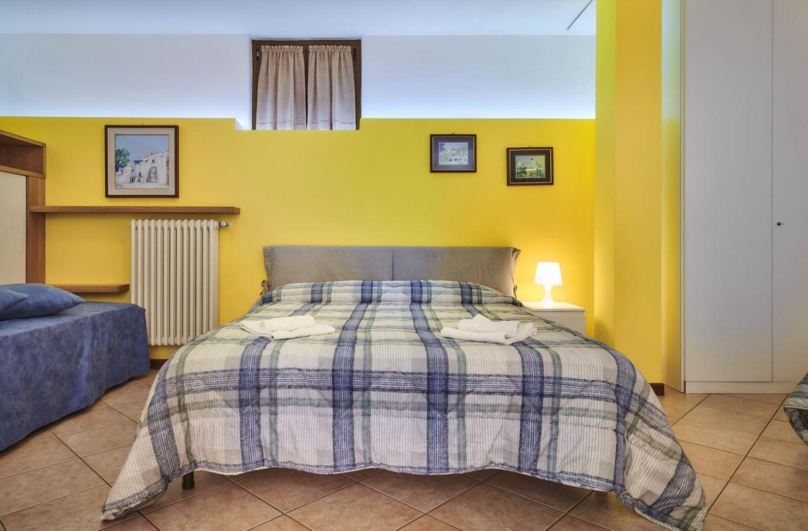 מנדלו דל לאריו B&B-Foresteria Casa Della Musica Lake Como חדר תמונה