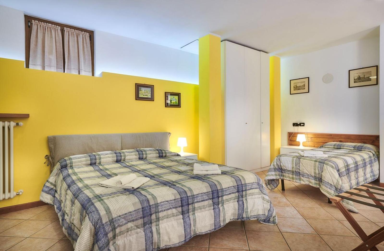 מנדלו דל לאריו B&B-Foresteria Casa Della Musica Lake Como חדר תמונה